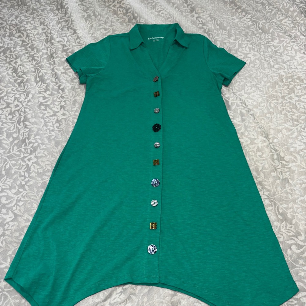 Soft Surroundings Dress Women Petite Medium Green Excellent Mismatched Buttons